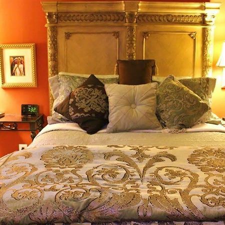 Pure Nuphoria Bed & Breakfast National Harbor Exterior photo