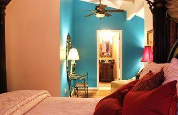 Pure Nuphoria Bed & Breakfast National Harbor Exterior photo